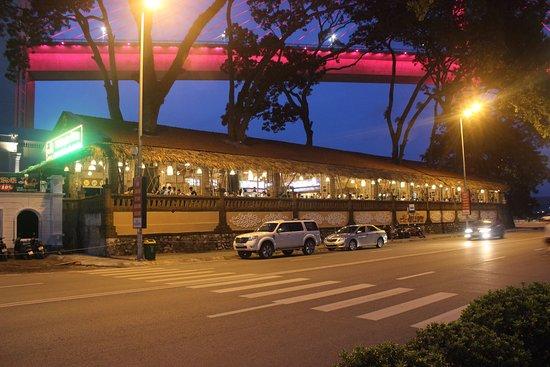 Oriental Lotus Restaurant